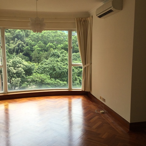 01 Large Living Room 1